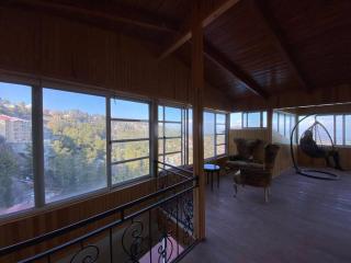 Lavish Four Bed Duplex Penthouse at Throstles Nest - Murree - 6