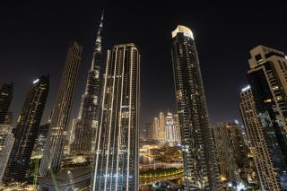 High-Rise Chic, Burj Crown, Opera Boulevard View, by Dubai Mall - 2