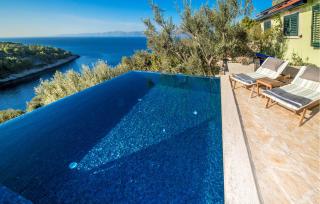 Stunning Home In Vela Luka - 3