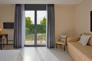 Elegance Boutique Suites - Valverde - 9