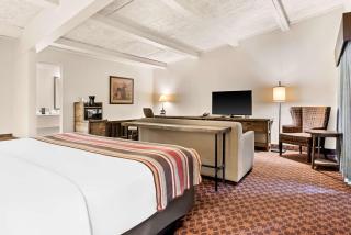 Best Western Outlaw Inn - 9