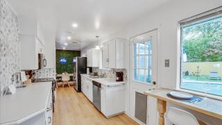 Holiday 4BR 2BA Home with Pool, Hot Tub, Fire Pit - Irving - 1