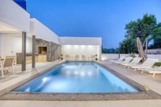 Luxury villa with a swimming pool Zaton, Zadar - 23511 - Zaton - 4