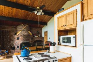 Le Paresseux - Chalet rustique québécois avec foyer, vue sur le lac et sentiers de randonnée - 6