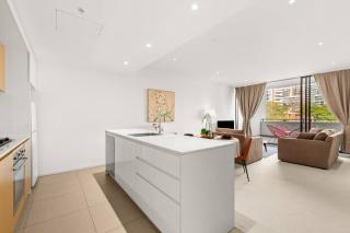 Saunders Sunbeam - Live the Macquarie Lifestyle - Sydney - 2