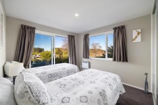 On the Ridge - Kaikoura - 3