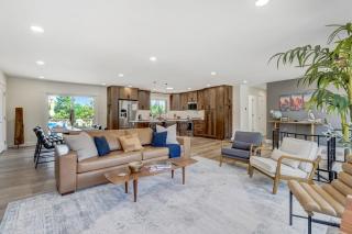 Luxury 5BD Retreat Hot Tub Fire Table Mtn Views - 5