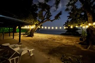 VILLA VAIROARII - Garden & private beach - 1