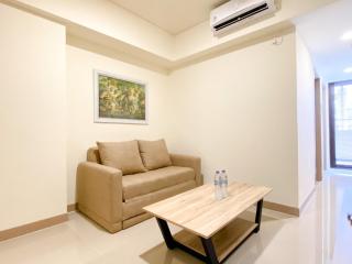 Cozy and Best Deal 2BR at Meikarta Apartment By Travelio - 6