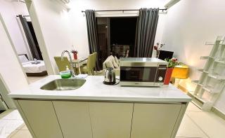 KLCC View 1BR cozy suite with Balcony Trion KL - Kuala Lumpur - 2