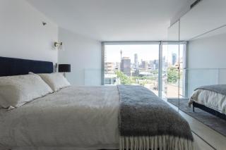 Uninterrupted Harbour Bridge & City Views + Pool - 3