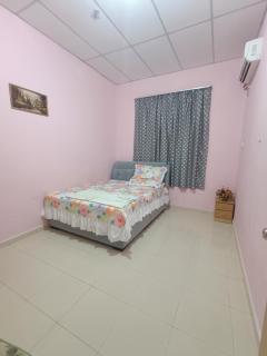 Manja homestay kuantan - 1