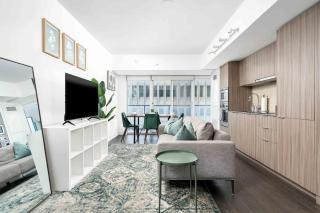 Delightful Condo Beside U of T - Sleeps 3 - 1