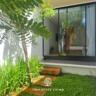 Tree Space Living - - 8