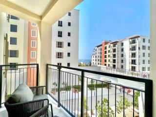 Luxury Apartment and Sandy Private Beach - 8