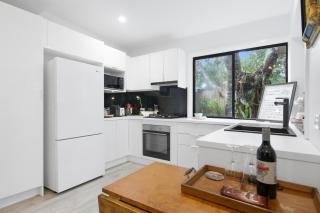 Shellies On The Beach - Little House - Sawtell - 6