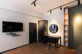 Stones Throw Apartments - 5