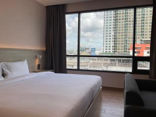 35 Bow Hotel - Ban Bang Bamru - 7