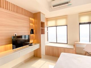 Cozy Stay Studio at Pollux Chadstone Apartment By Travelio - Cikarang - 5
