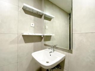 Comfy and Modern Studio at Pollux Chadstone Apartment By Travelio - Cikarang - 3