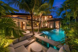 Cala Galeo - Iconic 4BR Designer Villa in Pererenan - Canggu - 0