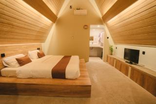 Maya Ocean Resort - Selong Belanak - 1