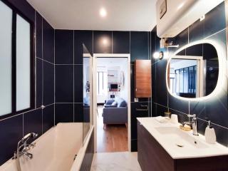 Appartement rénové une chambre avec espace de travail - 1