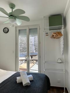Modern Apt near Montmarte 2 mins from metro Château Rouge - París - 6