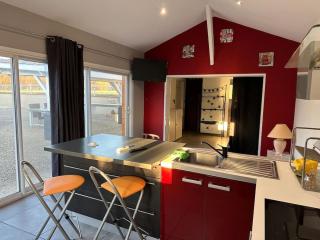 Dépendance de 45m2 à louer - Saint-Vite - 5