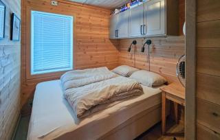 4 Bedroom Cozy Home In Skollenborg - Lindåskroken - 8