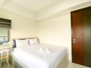 Cozy and Comfort 2BR at Pollux Chadstone Apartment By Travelio - Cikarang - 8