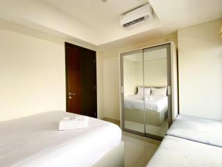 Cozy and Comfort 2BR at Pollux Chadstone Apartment By Travelio - 7