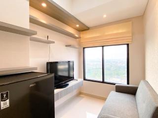 Cozy and Comfort 2BR at Pollux Chadstone Apartment By Travelio - Cikarang - 5