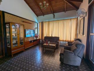 Mysore Farmstay with a Pool by EWA Properties - 1