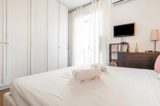 Forlanini M4 Modern Apartment with Balconies - 2