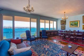 Waterfront Penthouse Apt with a Stunning View - Istanbul - 0