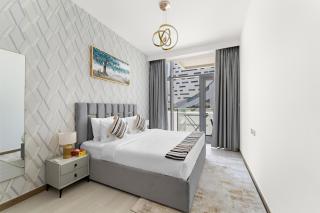 A-Living Stylish 1BR In Missoni Tower near Burj Khalifa & Dubai Mall - 8