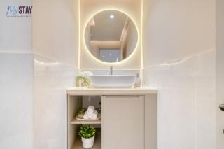 Trendy Sea View 2 BR Apt JBR - Dubai - 1