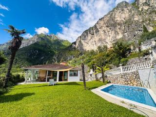 Villa Belvedere with the swimming pool - Varone - 9
