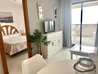 vistas increíbles al lado de la playa con 1 dorm y piscina - Casas de Torrat - 5