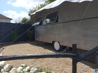 Caravane vintage avec spa - 3