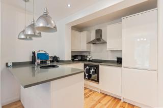 Charming 2-Bed Flat with Garden in London - Londra - 2