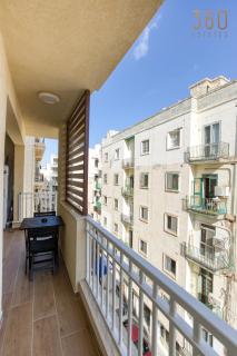 Lovely 3BR with private terrace in Sliema by 360 Estates - 5