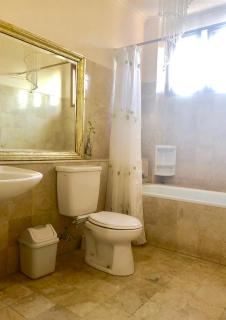 Turtledove Guesthouse - Kerobokan - 5