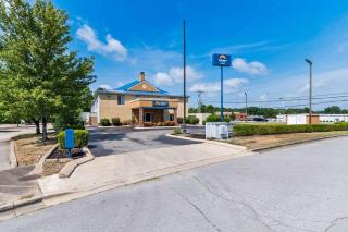 Suburban Studios Chattanooga Northeast - Ooltewah - Chattanooga - 0