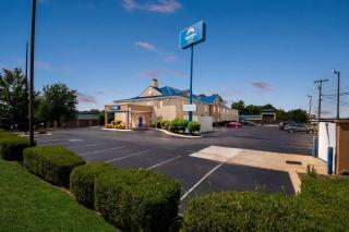 Suburban Studios Chattanooga Northeast - Ooltewah - Chattanooga - 1