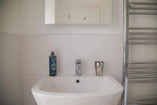 Trigonos - Peaceful Lakeside B&B and Retreat in Eryri National Park - 5