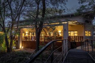 Chobe House Villa and Chalets - Kasane - 7