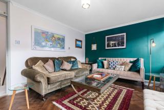 GuestReady - Beautiful 2BR Townhouse w Garden - 4
