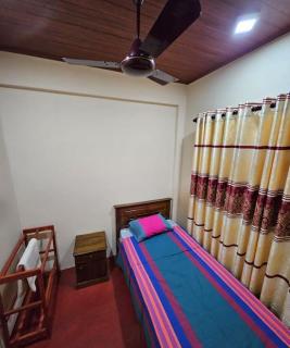 Lovely 4 bedroom top floor home in Kokkuvil East - Jaffna - 6